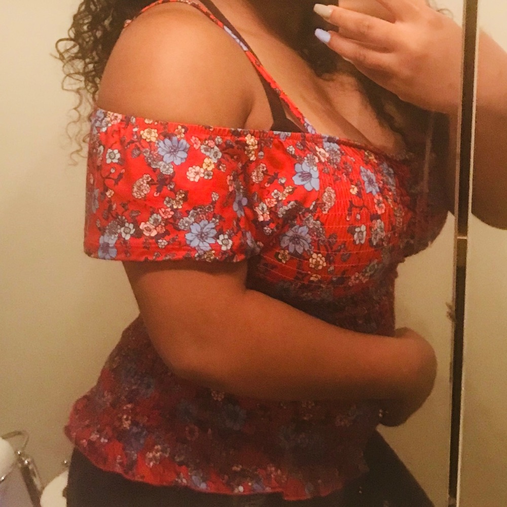 Floral Off shoulder top